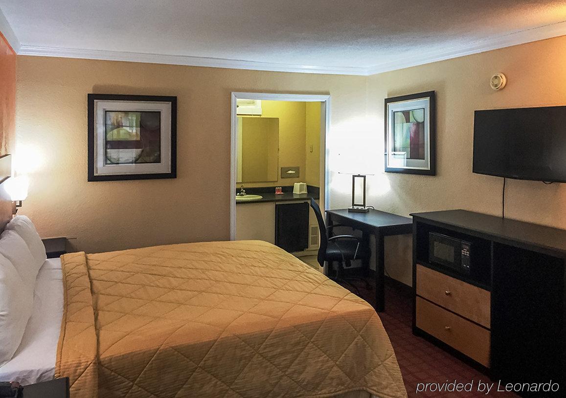 Rodeway Inn West Dodge Omaha Exteriér fotografie